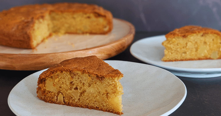 Apple Cinnamon Tea Cake